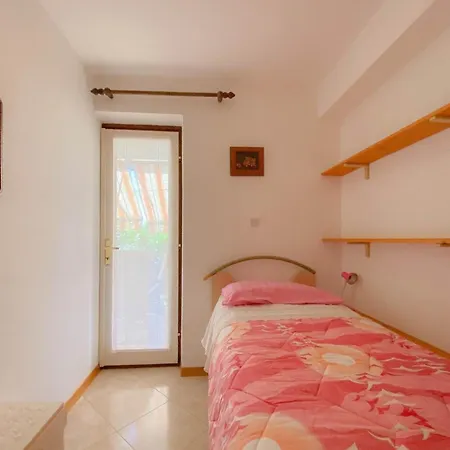 Apartament Ferienwohnung Fur 3 Personen Ca 40 Qm In Novigrad, Istrien Istrische Riviera