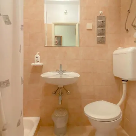 Ferienwohnung Fur 3 Personen Ca 40 Qm In Novigrad, Istrien Istrische Riviera Apartament *