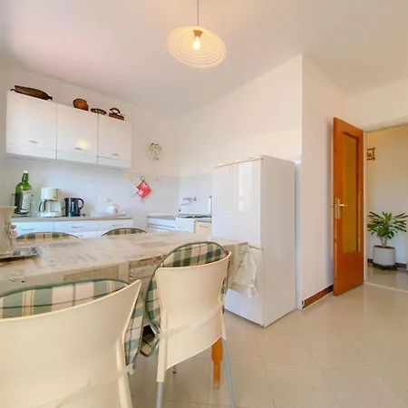 Apartament Ferienwohnung Fur 3 Personen Ca 40 Qm In Novigrad, Istrien Istrische Riviera